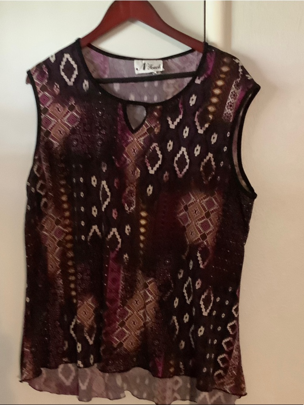 Sleeveless Keyhole Tank Top by 1Source in Plum Multi Print